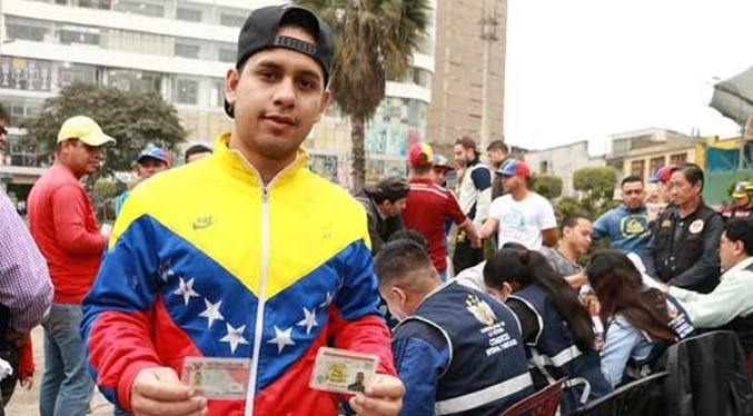 Perú entrega más de 55 mil permisos temporales, principalmente a venezolanos
