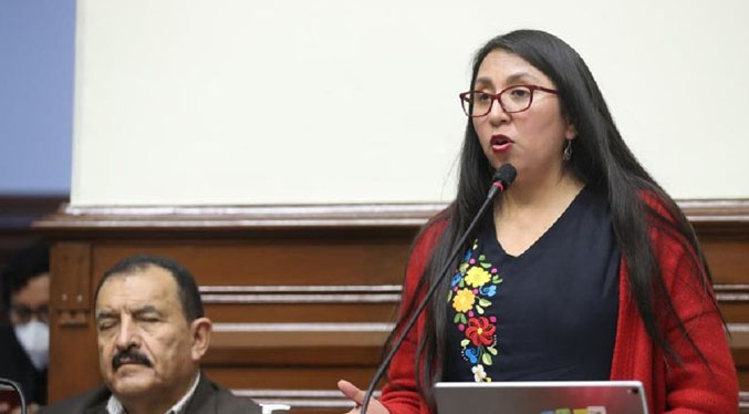 Presentan denuncia en el Congreso contra la fiscal general de Perú
