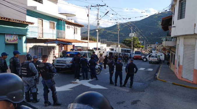 Cuerpos de seguridad inician toma de la cárcel de Trujillo (Video)