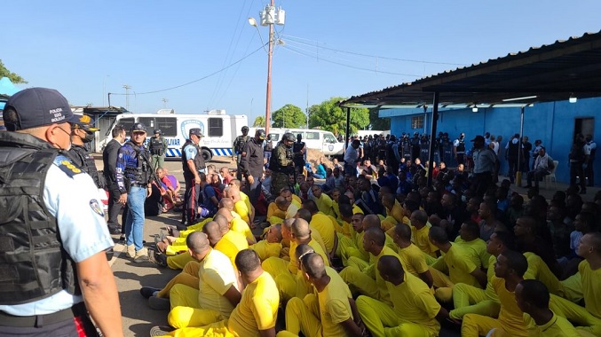 Autoridades toman la cárcel Guaiparo en Bolívar