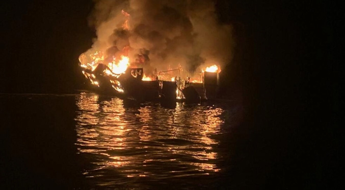 Responsabilizan al capitán por el incendio de un barco en California con 34 muertos