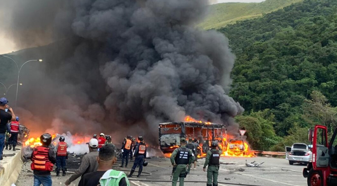 Al menos ocho fallecidos y 14 heridos deja accidente en la Caracas-Guarenas