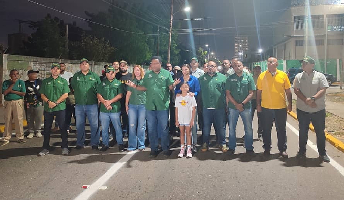 Alcaldía de Maracaibo entrega rehabilitada e iluminada la calle 66 
