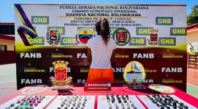 GNB- Zulia captura a mujer con 100 dosis de droga