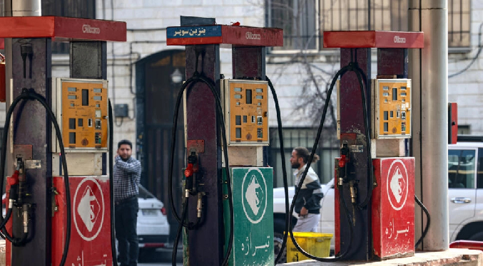 Un ciberataque corta el suministro de combustible en Irán, según un ministro