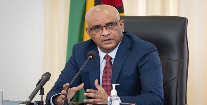 Guyana asegura que no planea tomar «acciones ofensivas» contra Venezuela