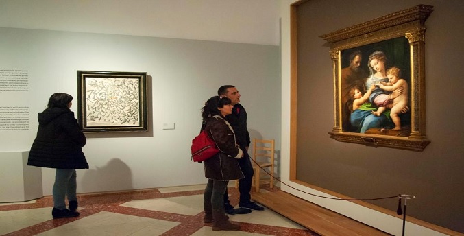 La IA establece que Virgen de la Rosa, del Prado, no es solo una obra de Rafael