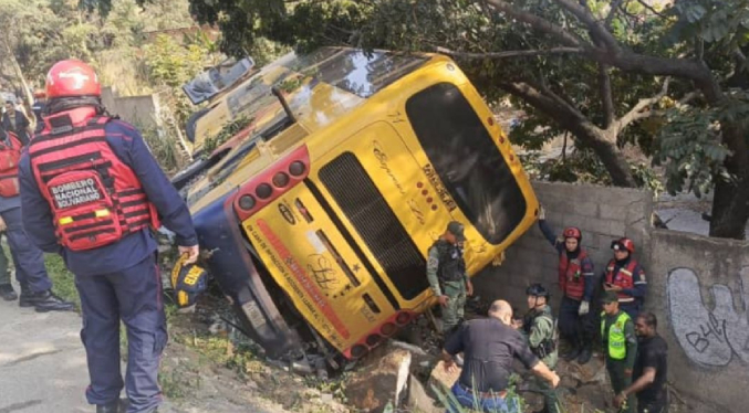 Accidente en la autopista Regional del Centro deja nueve heridos