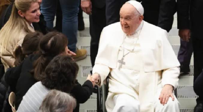 El papa Francisco invita a asombrarnos ante el pesebre para descubrir la alegría de la Navidad