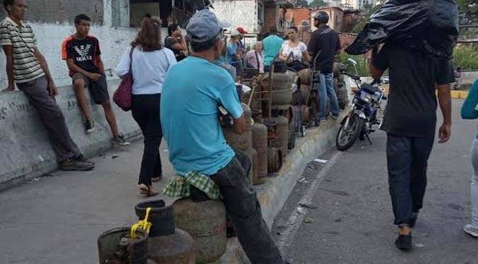 El 50,9 % de los hogares venezolanos se respalda con métodos alternativos al gas doméstico para cocinar