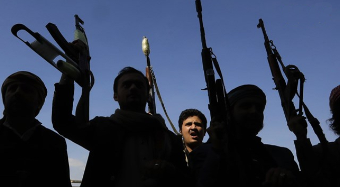 Los rebeldes hutíes de Yemen, decididos a proseguir con los ataques en el mar Rojo