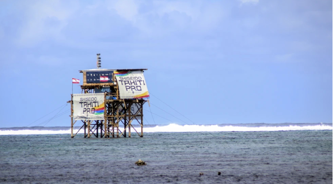 Nueva torre para surf en Tahití provoca más reacciones contra organizadores de los Juegos de París