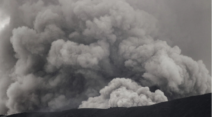 Los rescatistas encuentran el cuerpo de la última desaparecida en el volcán de Indonesia