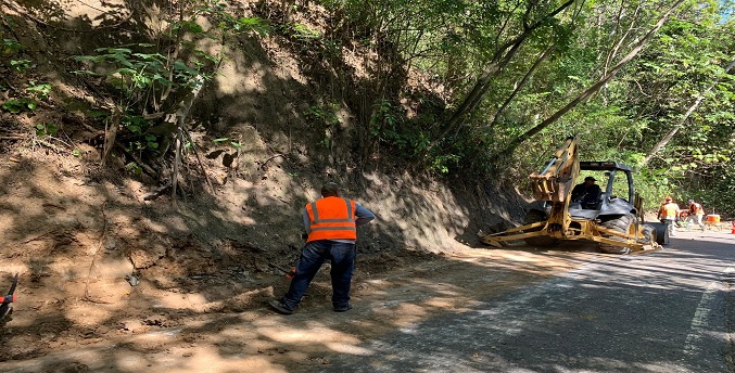 Inician trabajos de rehabilitación de la carretera Maracay-Ocumare de la Costa