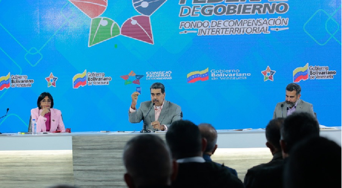 Maduro denuncia a la agencia Associated Press por presunta manipulación mediática