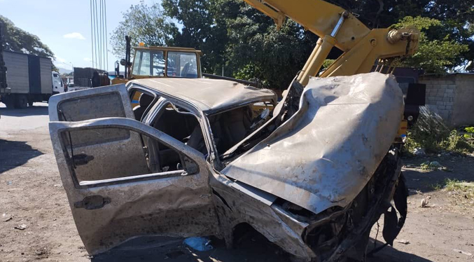 Tres personas fallecidas y dos heridas deja un accidente en Aragua