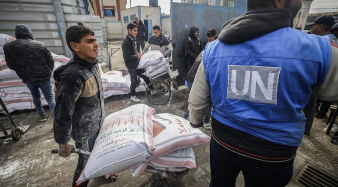 Informe: Uno de cada 10 funcionarios de UNRWA tiene vínculos con grupos islamistas armados