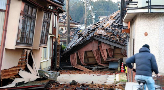 Muertos por terremoto en Japón superan los 70