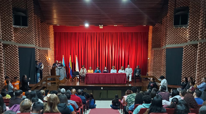 Gobernación del Zulia celebra 50 años de la  Escuela de Trabajo Social de LUZ