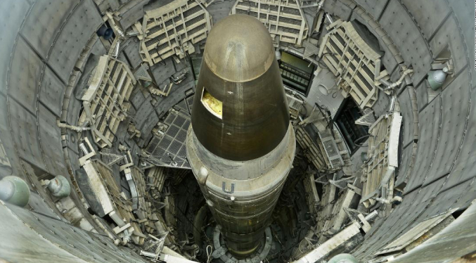 EEUU prevé instalar otra vez armas nucleares en el Reino Unido