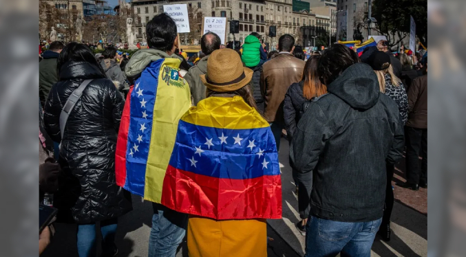 Venezolanos, colombianos y peruanos concentraron pedidos de asilo en España en 2023