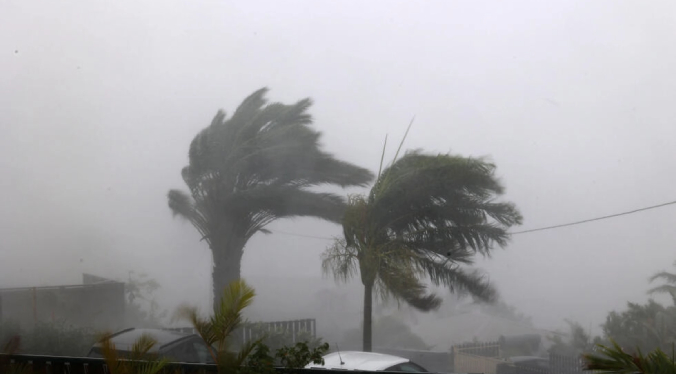El ciclón Belal azota la isla francesa de La Reunión