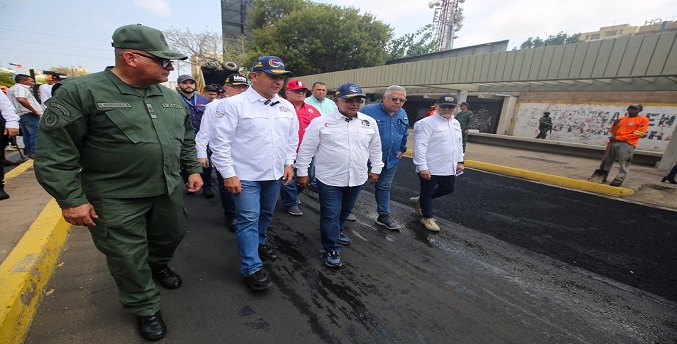 Gobierno aprueba 250 mil toneladas de asfalto para el Zulia