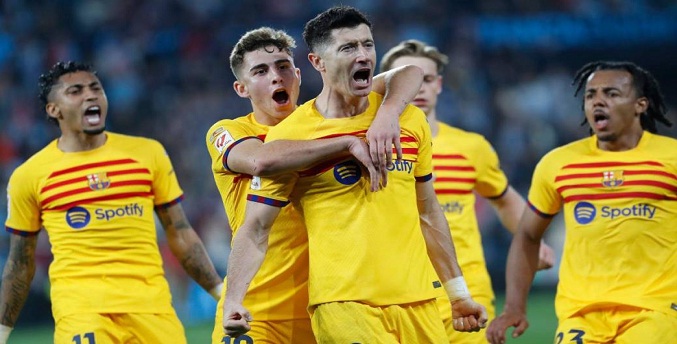 Lewandowski salva al Barcelona y lo mantiene con ilusión en La Liga