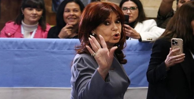 Justicia confirma que Cristina Fernández debe ser investigada por caso de lavado de dinero