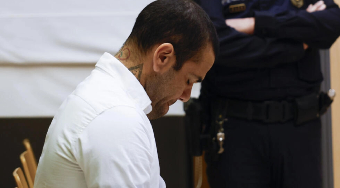 Arranca en Barcelona el juicio a Dani Alves por presunta violación
