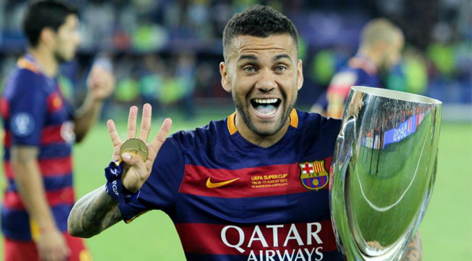 Dani Alves es retirado del listado de las leyenda de futbol en el Barcelona