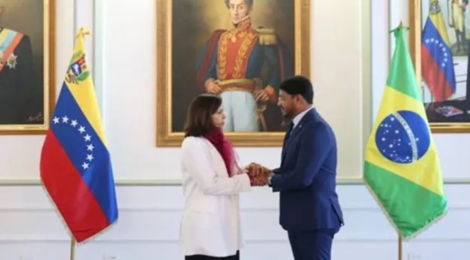 Nueva embajadora de Brasil es recibida en Venezuela
