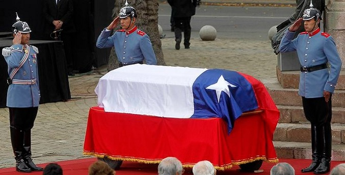 Multitud acompaña exequias del expresidente Piñera en el Congreso de Chile