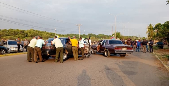 Transportistas de Paraguachón toman sectores en Mara y Maracaibo para exigir mayor seguridad