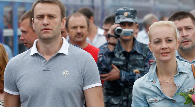Viuda de Navalni: Aún no sabemos si arrestarán a quienes acudan al funeral