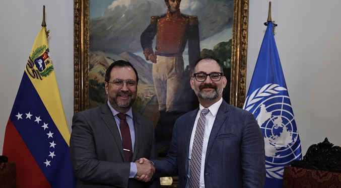 Canciller recibe en Caracas al relator de la ONU sobre alimentación