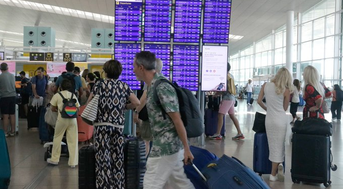 Alerta en el aeropuerto de Barcelona por una posible fuga de material radioactivo
