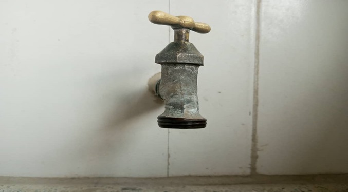 Más de 500 familias están sin agua potable en Ciudad Guayana
