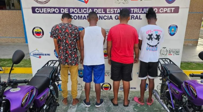 Apresados cuatro jóvenes por cometer actos vandálicos contra estatua de Bolívar en La Ceiba