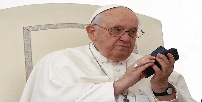 El Papa advierte que el Planeta se está dirigiendo a la ruina