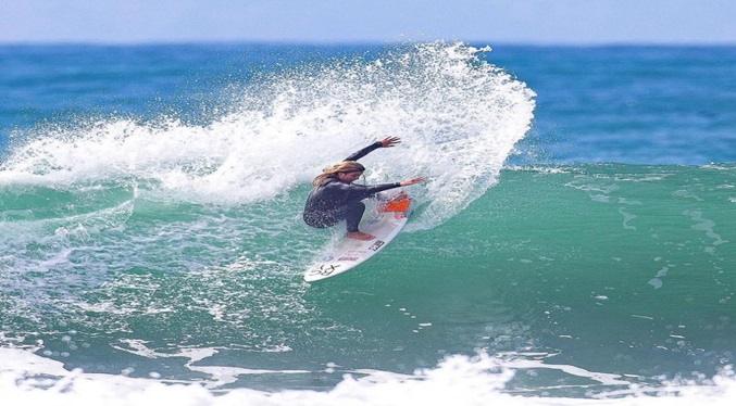 Surfista venezolana Valeria Ojeda participará en ISA World Surfing Games 2024 por un cupo para los Olímpicos
