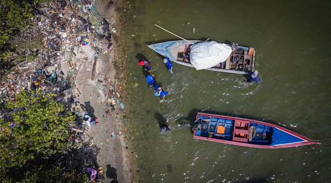 Extraen 169 mil toneladas de desechos del Lago de Maracaibo