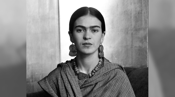 Demanda en EEUU busca evitar el uso ilegal de la imagen de Frida Kahlo en mercancías