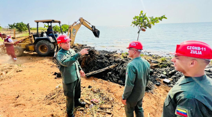 GNB recolecta 15 toneladas de desechos sólidos y petrolizados en riveras del Lago de Maracaibo