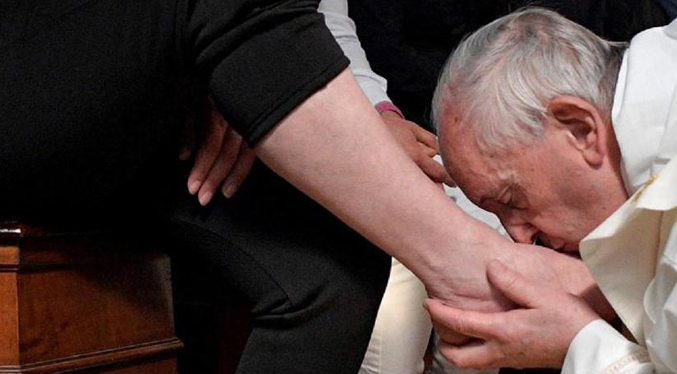 El Papa lavará los pies a las mujeres detenidas el Jueves Santo