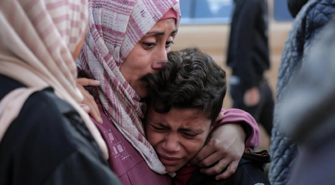 Decenas de muertos en Gaza por los bombardeos israelíes la víspera del Ramadán