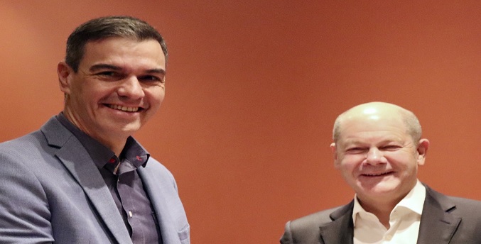 Sánchez y Scholz estudian «nuevas fórmulas» para seguir apoyando a Kiev