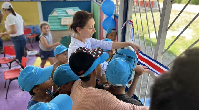 Unicef: Costa Rica inaugura puesto para migrantes menores de edad en la frontera con Panamá