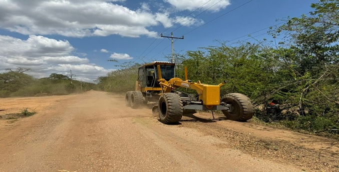 Gobierno nacional atiende vialidad agrícola en el Zulia
