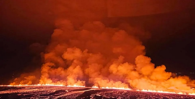 Islandia experimenta su más fuerte erupción volcánica desde octubre
